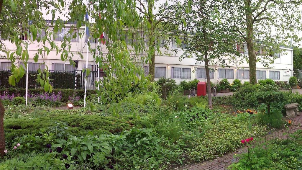 Budget Hostel Bargain Toko Amsterdam Exterior photo